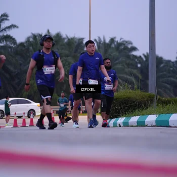 Runner Photo 7490811