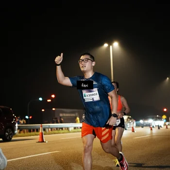 Runner Photo 7490816