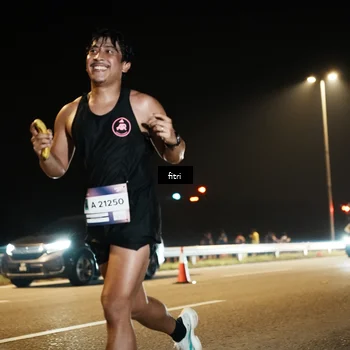 Runner Photo 7490823