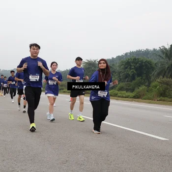 Runner Photo 7490828