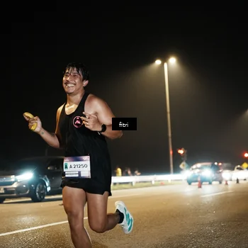 Runner Photo 7490829