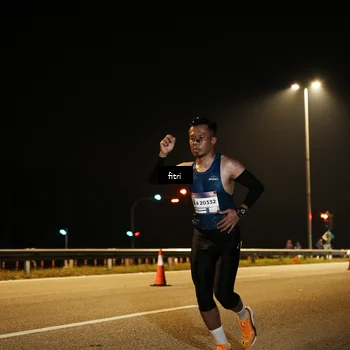 Runner Photo 7490869