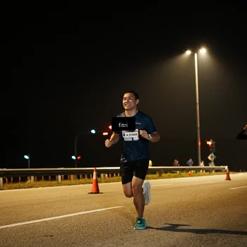 Runner Photo 7490874