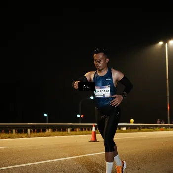 Runner Photo 7490878