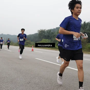 Runner Photo 7490893