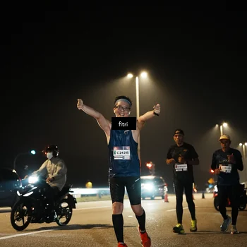 Runner Photo 7490908