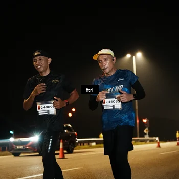 Runner Photo 7490915
