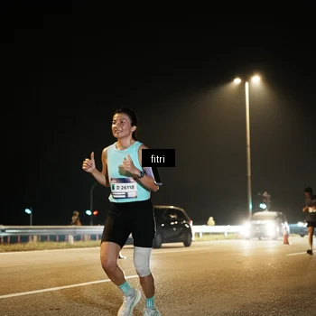 Runner Photo 7490925