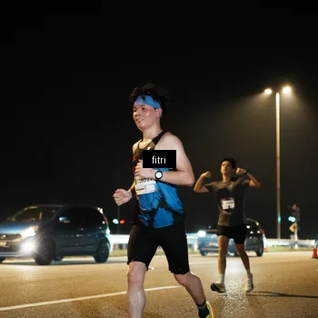 Runner Photo 7490932