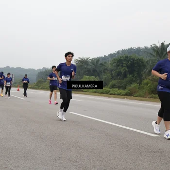 Runner Photo 7490935