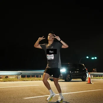 Runner Photo 7490937