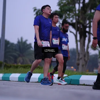 Runner Photo 7490959