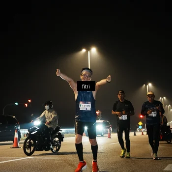 Runner Photo 7490963
