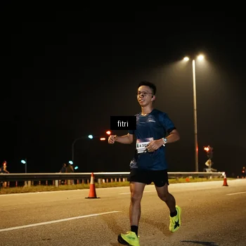 Runner Photo 7490984