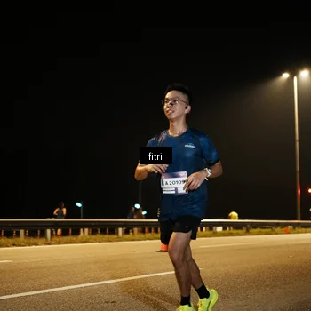 Runner Photo 7490985