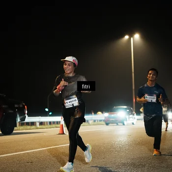 Runner Photo 7490993