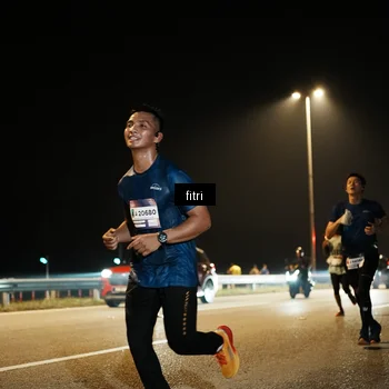 Runner Photo 7490999