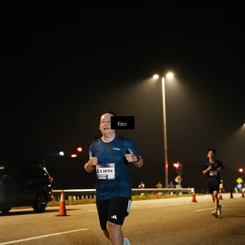 Runner Photo 7491003