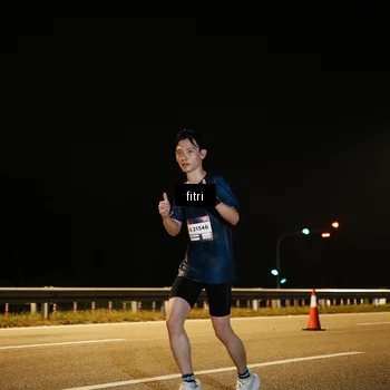 Runner Photo 7491012