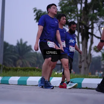 Runner Photo 7491013