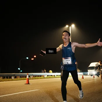 Runner Photo 7491024
