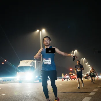 Runner Photo 7491037