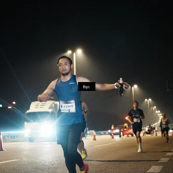 Runner Photo 7491038