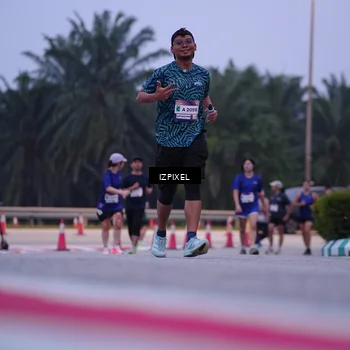 Runner Photo 7491048