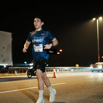 Runner Photo 7491049
