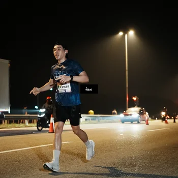 Runner Photo 7491050