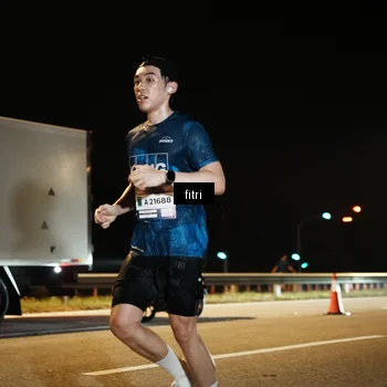 Runner Photo 7491053