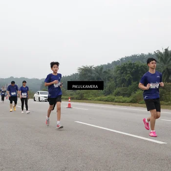 Runner Photo 7491060