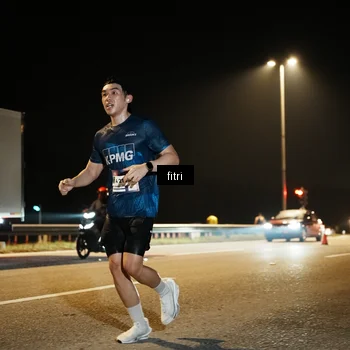Runner Photo 7491063