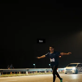 Runner Photo 7491072