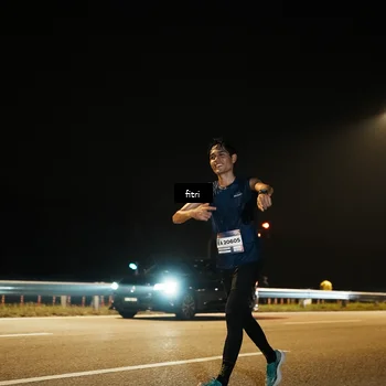 Runner Photo 7491106