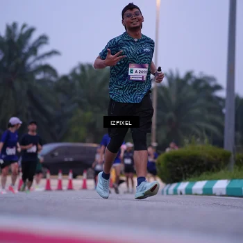 Runner Photo 7491107