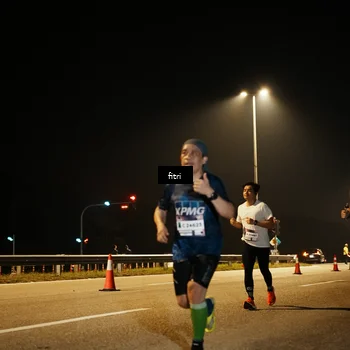 Runner Photo 7491113