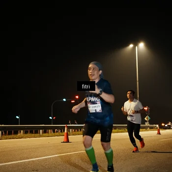 Runner Photo 7491116
