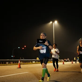 Runner Photo 7491130