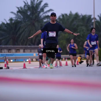 Runner Photo 7491229