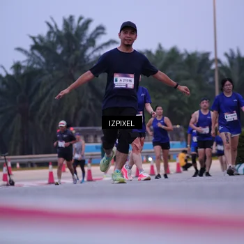 Runner Photo 7491281