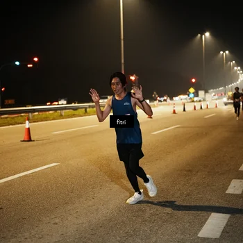 Runner Photo 7491328