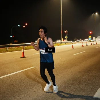 Runner Photo 7491330