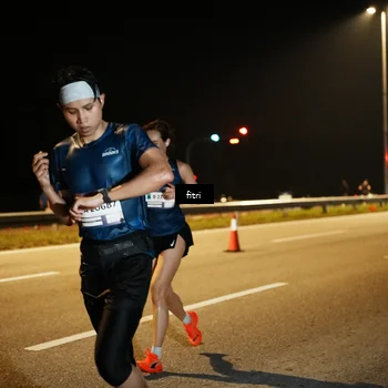 Runner Photo 7491341