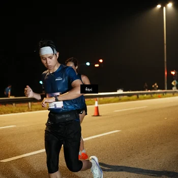 Runner Photo 7491356