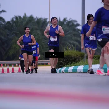 Runner Photo 7491417