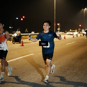 Runner Photo 7491438