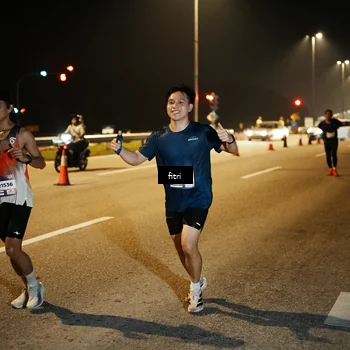 Runner Photo 7491450