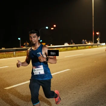 Runner Photo 7491519