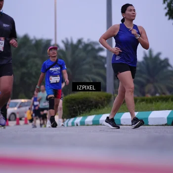 Runner Photo 7491545